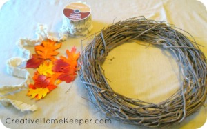 Add some festive fall decor to your home with these easy DIY Fall Wreaths. Simple enough for the non-crafty yet adds beautiful accents to your home this fall. | CreativeHomeKeeper.com