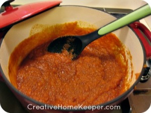 Creamy, smooth, sweet, easy and yummy- this pumpkin butter fits the bill! Topped with some favorite chopped nuts, this is the perfect addition to toast or other fall treat. | CreativeHomeKeeper.com