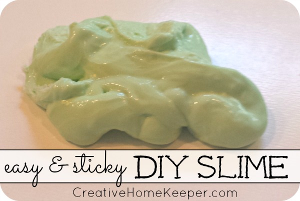Easy and sticky DIY slime is a fun, hands on activity the kids will love! Only a few simple ingredients and easy steps, the slime will be ready to play with in no time! | CreativeHomeKeeper.com