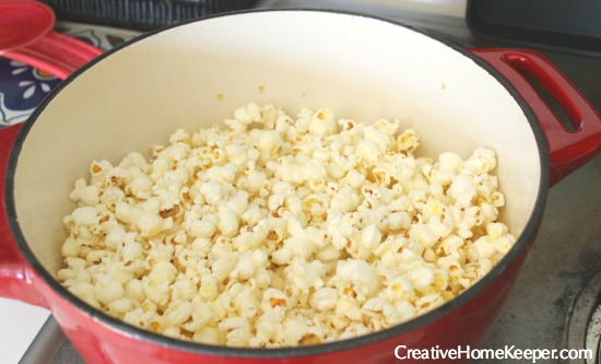 Got a craving for perfect popcorn? It's the perfect snack but it's even better when popped correctly! Learn how to correctly pop popcorn 3 different ways, whether it's a large batch for family movie night or when you just need a quick and light snack. 