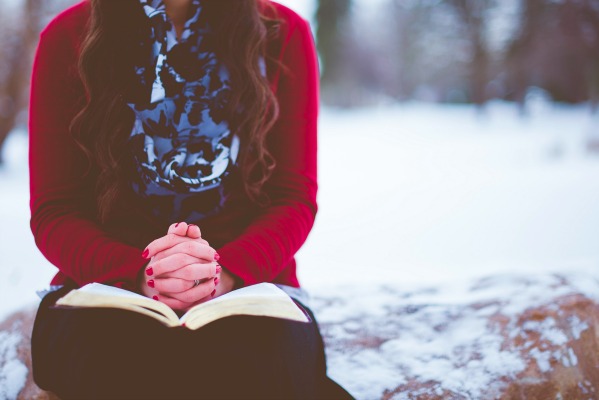 Looking for quiet time resources to grow your faith? This massive list contains 30+ books and Bible resources that will challenge, equip, encourage and inspire you to open the Bible and let His truths marinate in your heart. A must read list for Christian women of all ages.