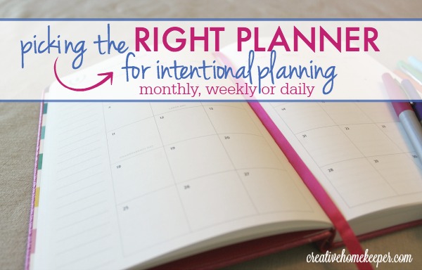 Monthly, weekly or daily... are you picking the right planner for your planning needs? There are pros and cons to all the different formats making it crucial to understand how you prefer to plan and use your planner. Come learn how to pick the right planner for you! 