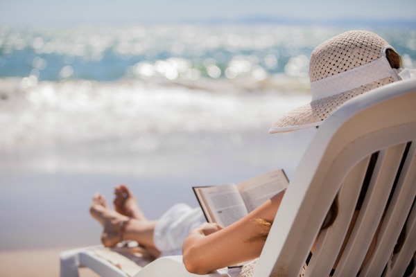 Want to make the most of your summer reading? Making a plan for intentional summer reading with these tips will help you fit in all those great books you have been looking forward to reading!